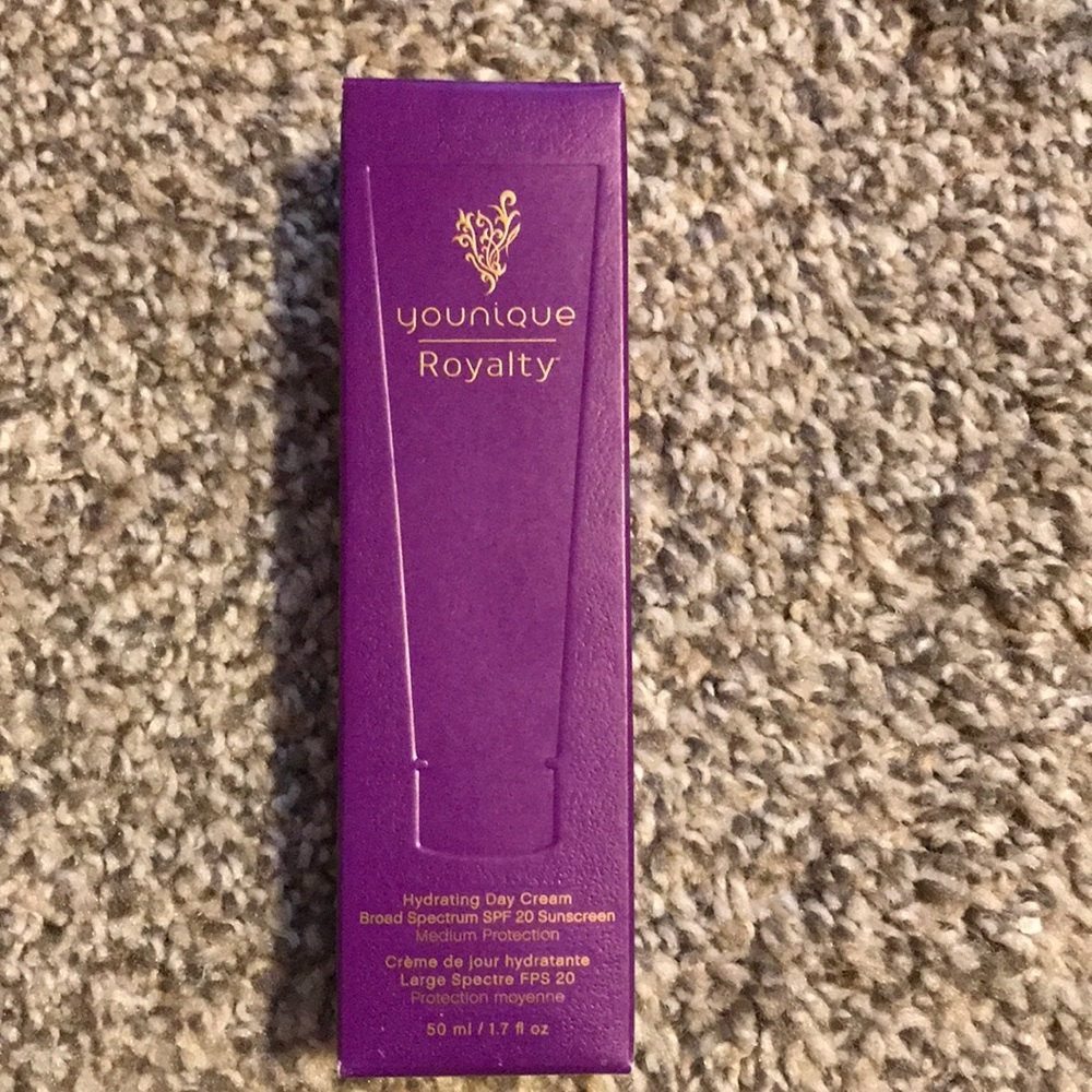 Younique Hydrating Day Cream